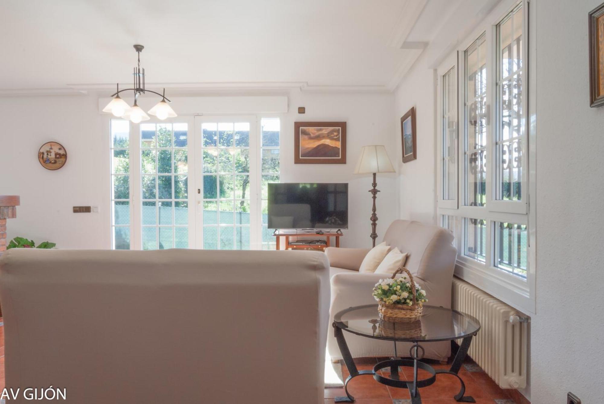 Av Gijon Estanco 252 Villa Exteriör bild