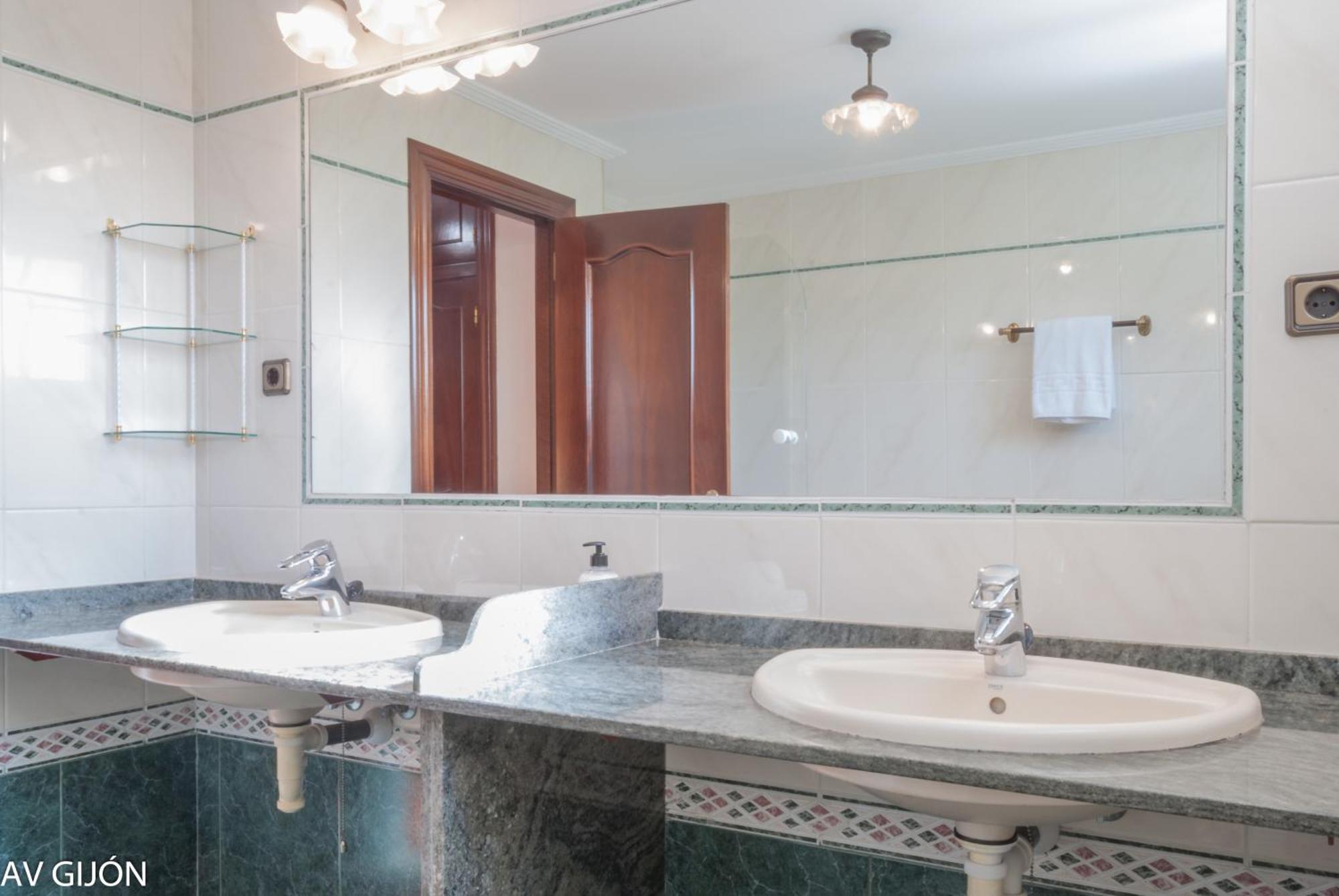 Av Gijon Estanco 252 Villa Exteriör bild